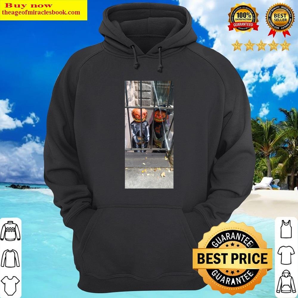 Alternative view of Halloween Pumpkin Besties Shirt