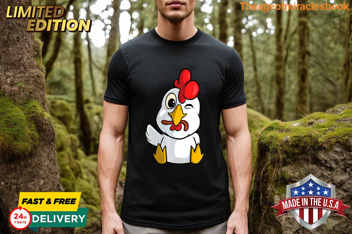 Lovely Cute Cartoon Chicken With Worm Special T-shirt
