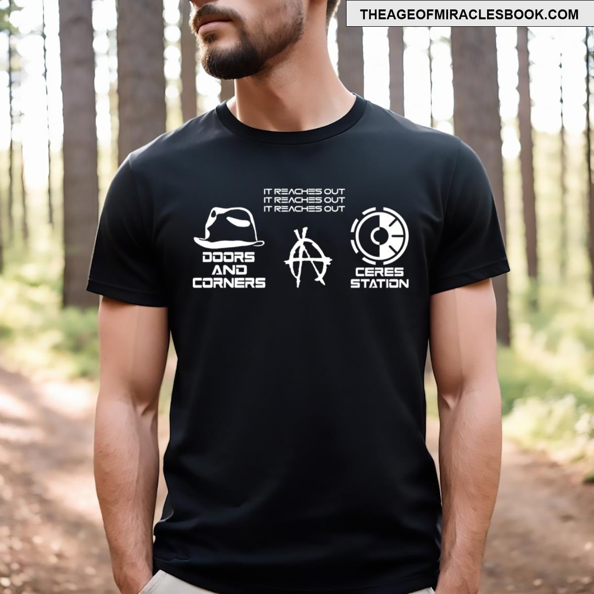 Expanse On Essential T-shirt