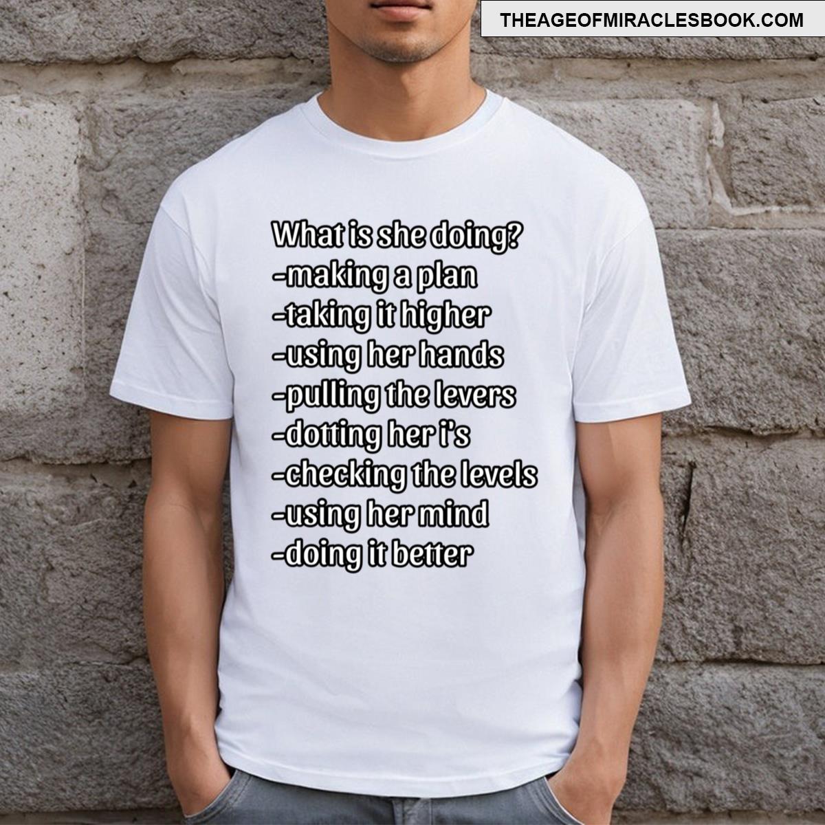 Muna Solid Song T-shirt