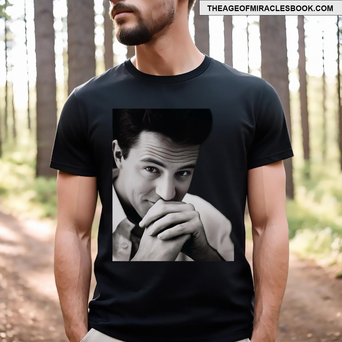 Rip Matthew Perry Essential T-shirt