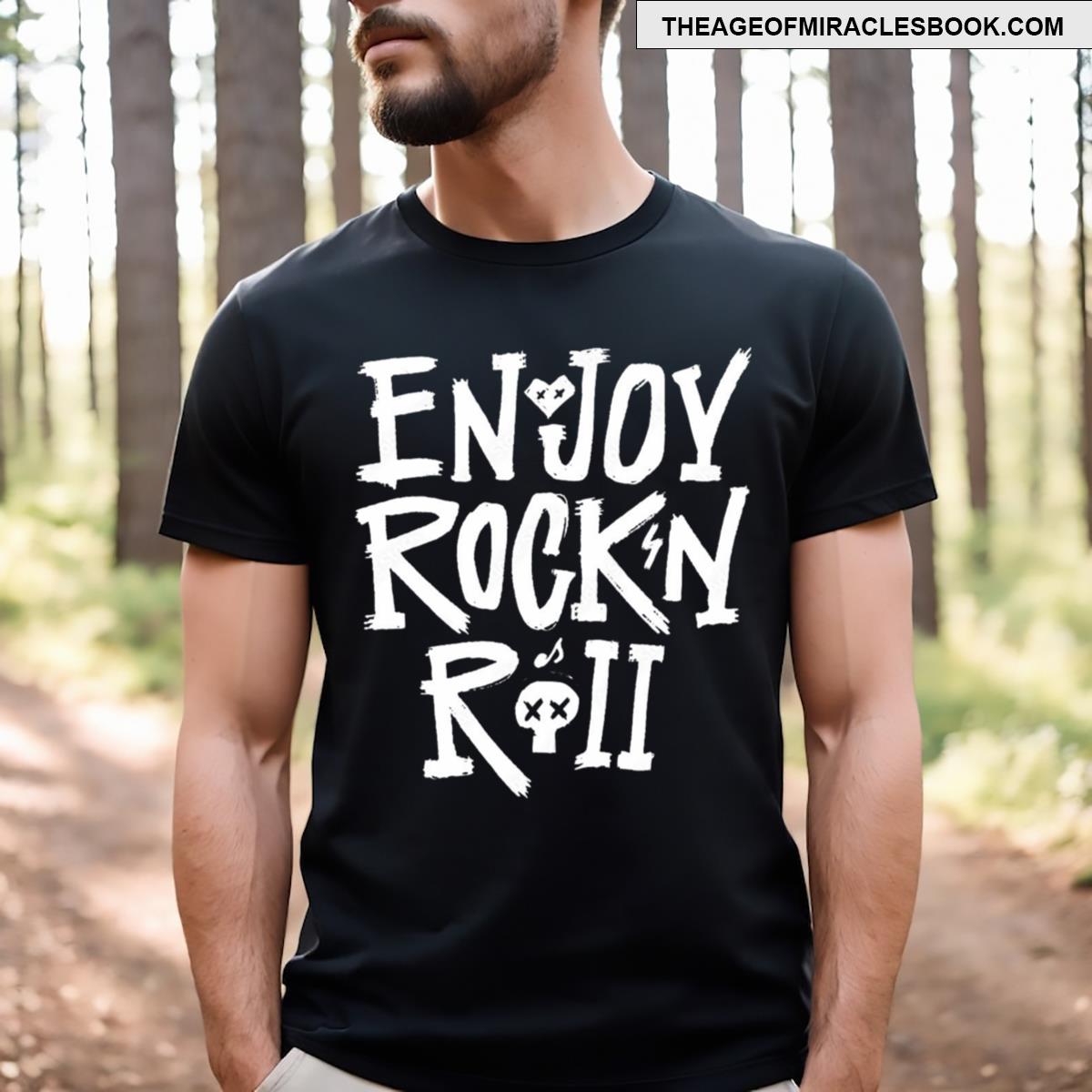 Attractive Inspirational Design T-shirt