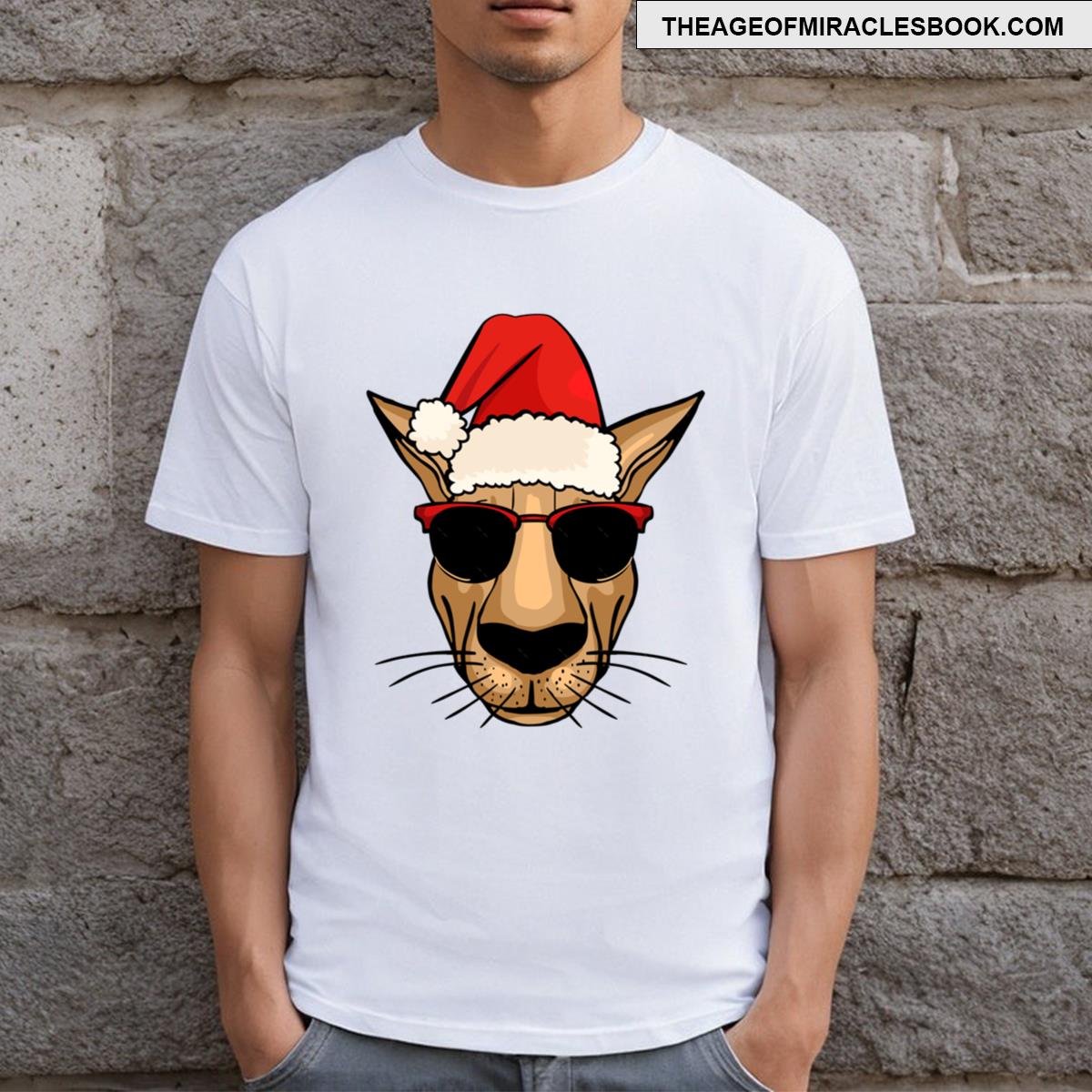 Cute Aussie Christmas Kangaroo Essential T-shirt