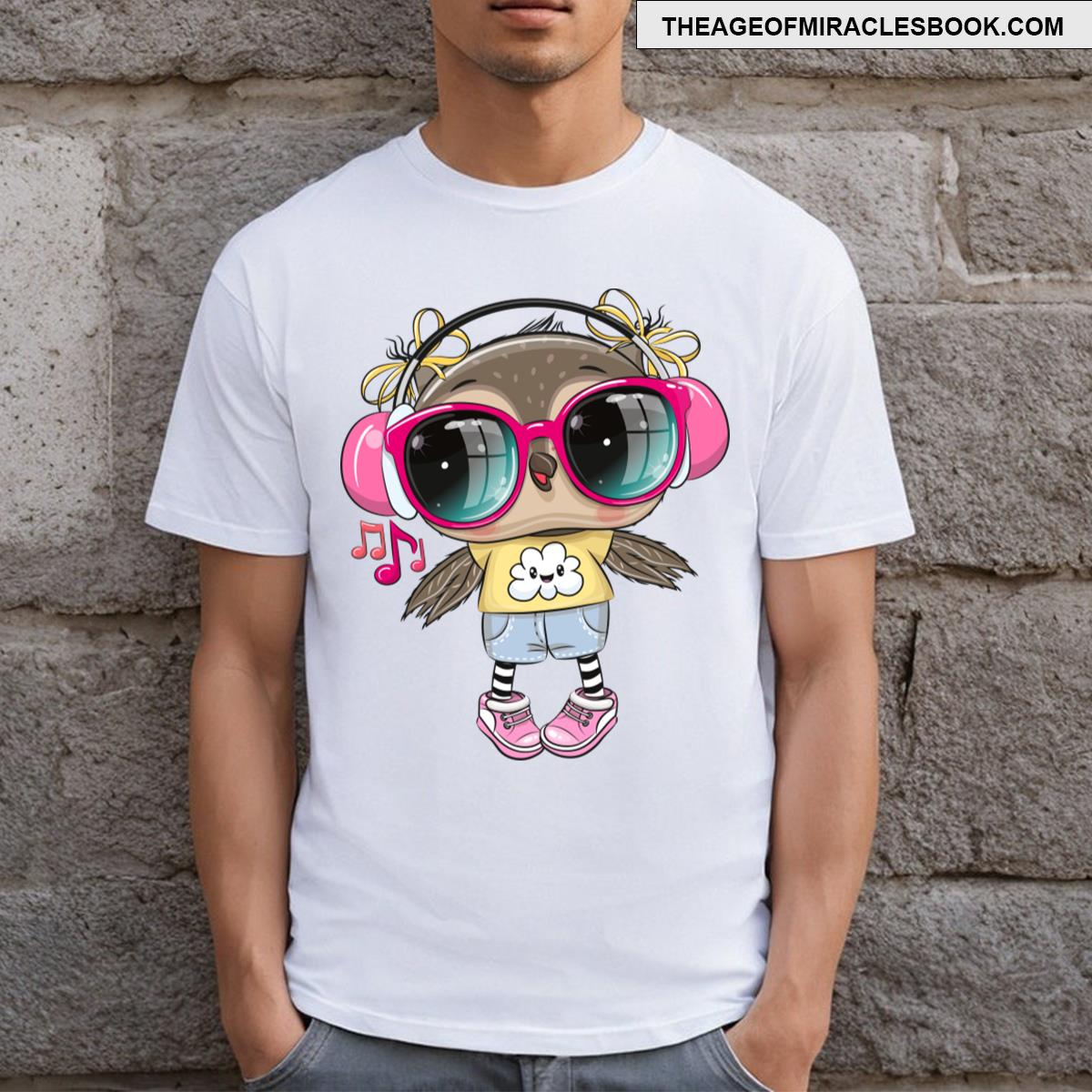 Cute Owl With Glasses T-shirt