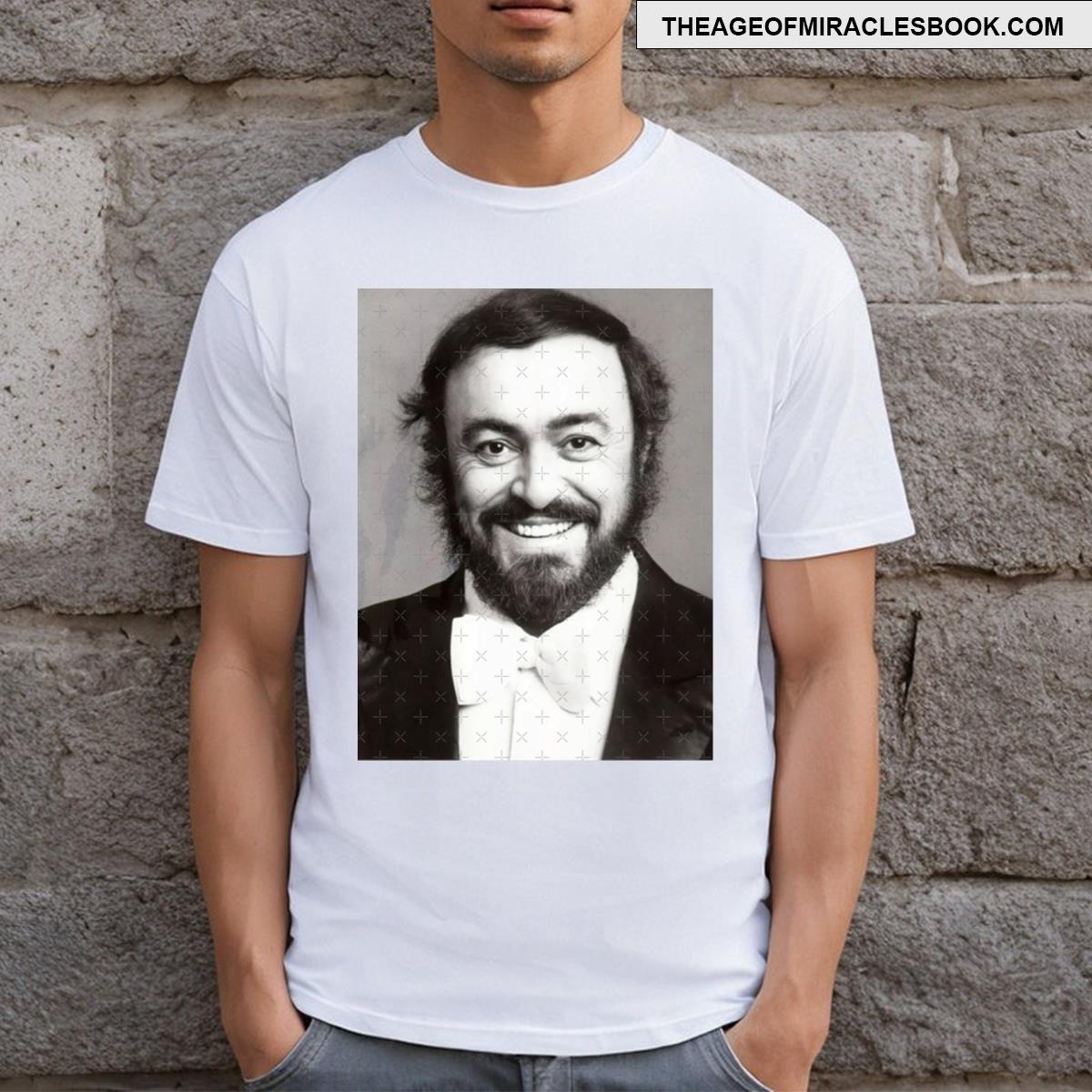Luciano Pavarotti Bw T-shirt