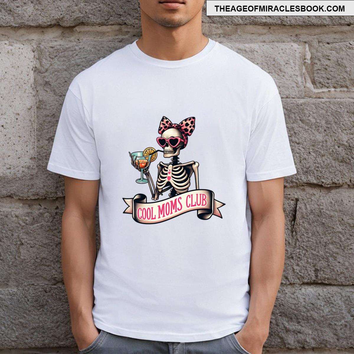 Cool Moms Club T-shirt