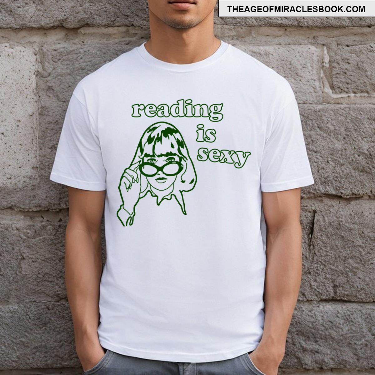 Reading Is Sexy Essential T-shirt