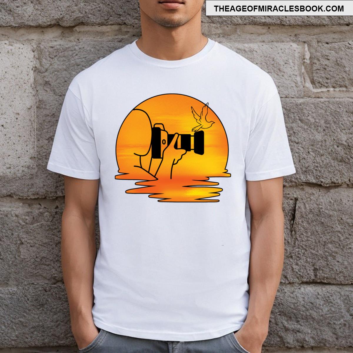 Bird Photographer Essential T-shirt