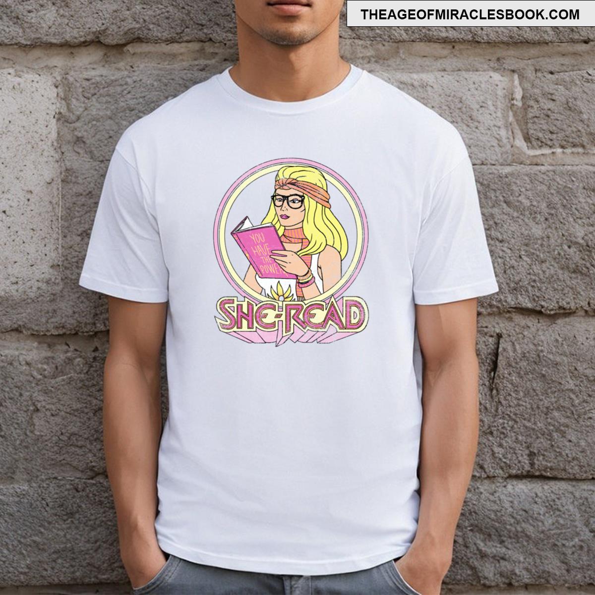 She Read Essential T-shirt
