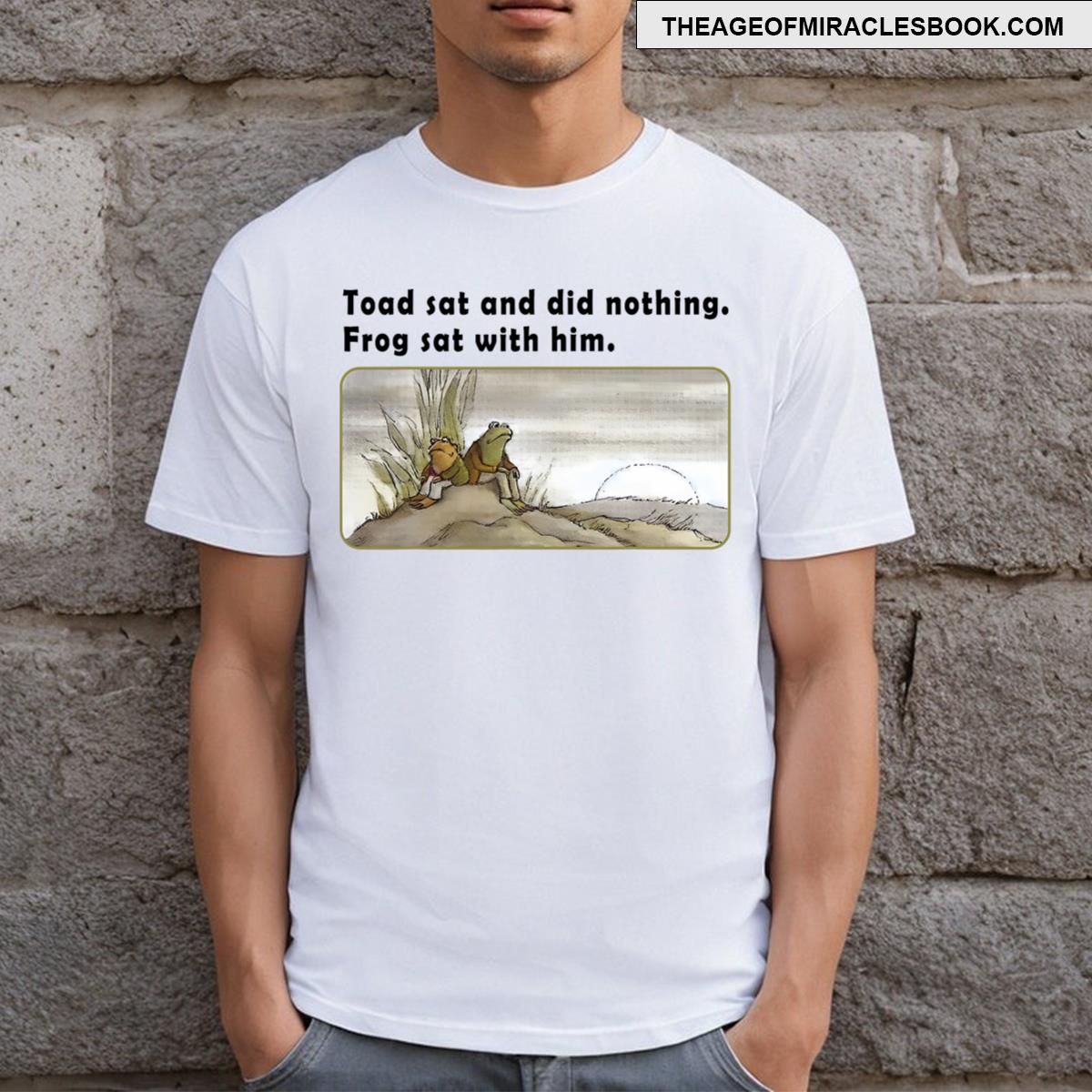 Toad Sat And Did Nothing Frog Toad Book Lover Men T-shirt