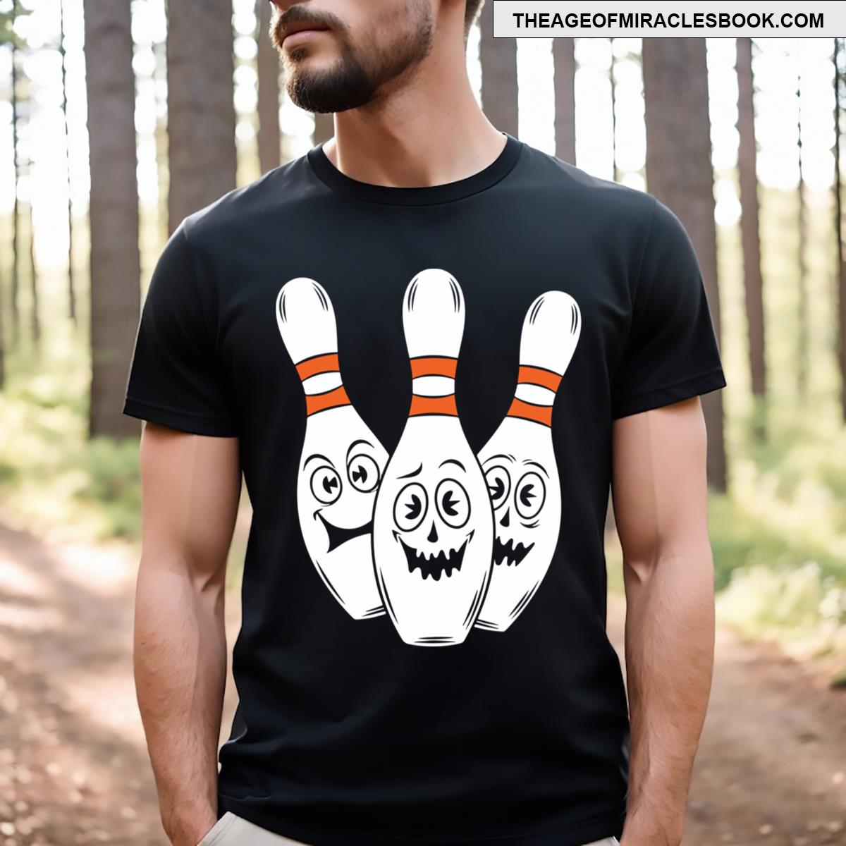 Spooky Halloween Bowling Essential T-shirt
