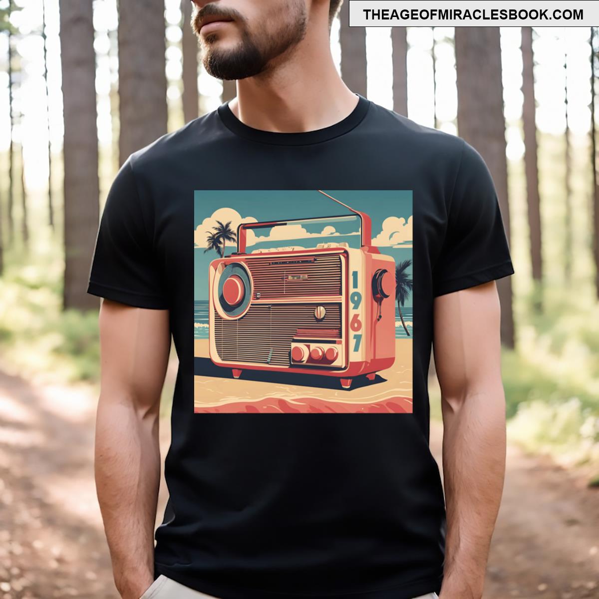 1967 Vintage Beach Vibe Active T-shirt