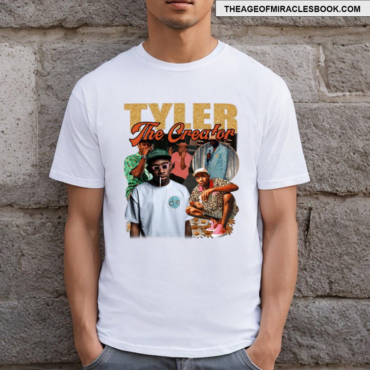 Hip Hop With King Rapper Essential T-shirt