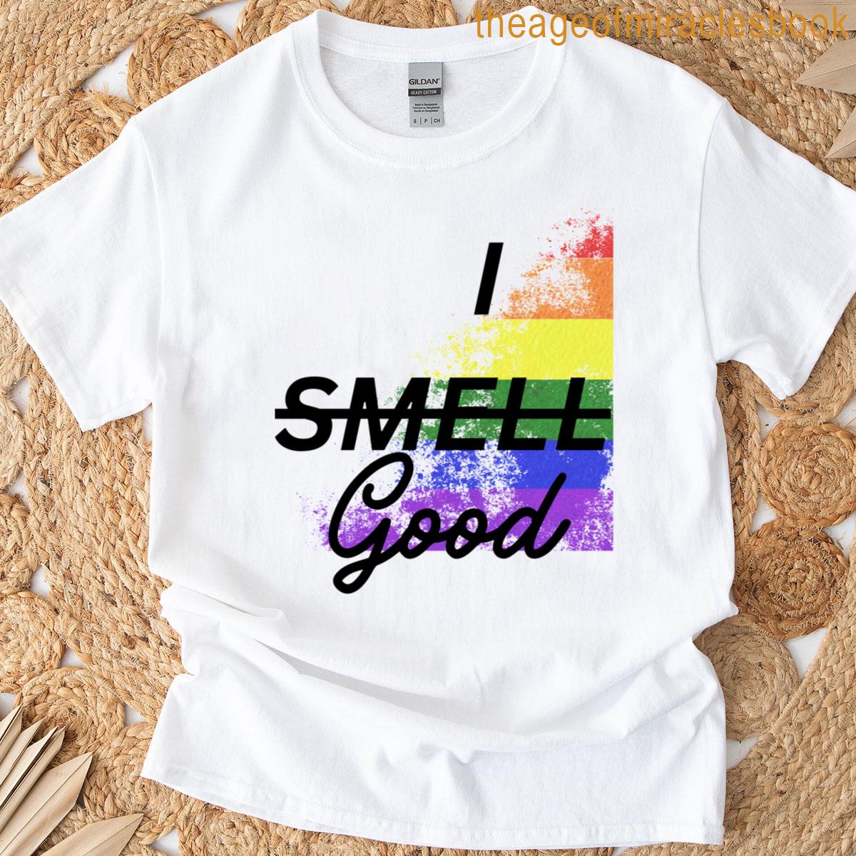 I Smell Good Essential T-shirt