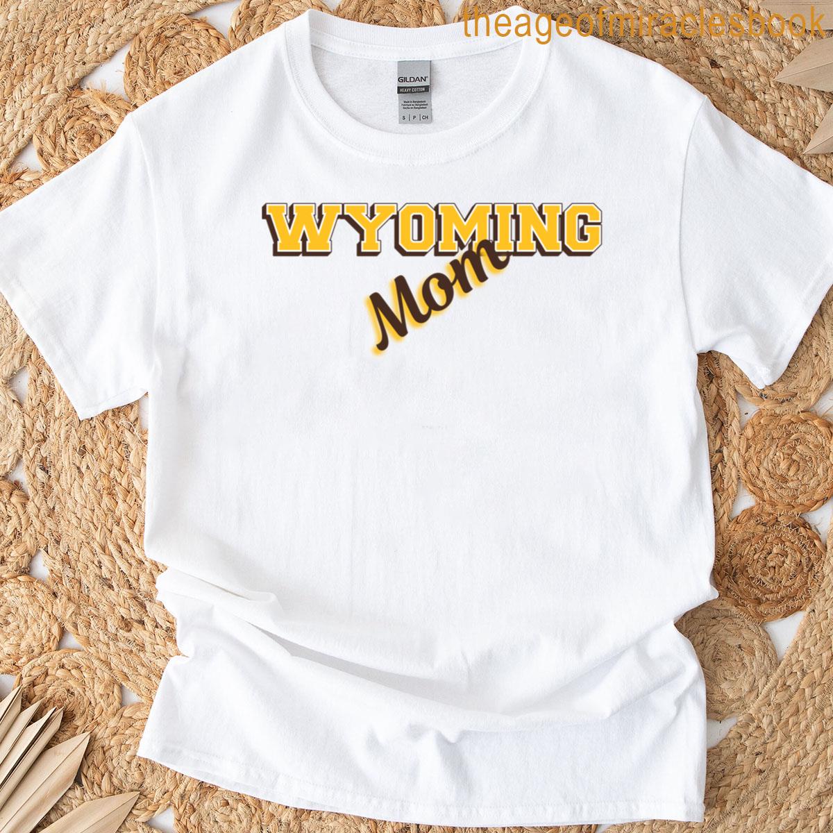 Wyoming Classic Mom T-shirt