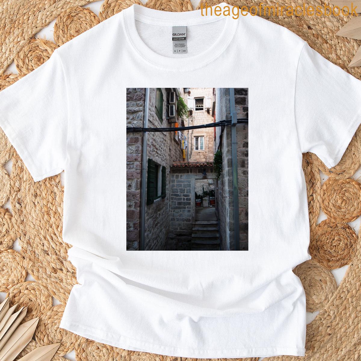 Montenegro Corridor Long T-shirt