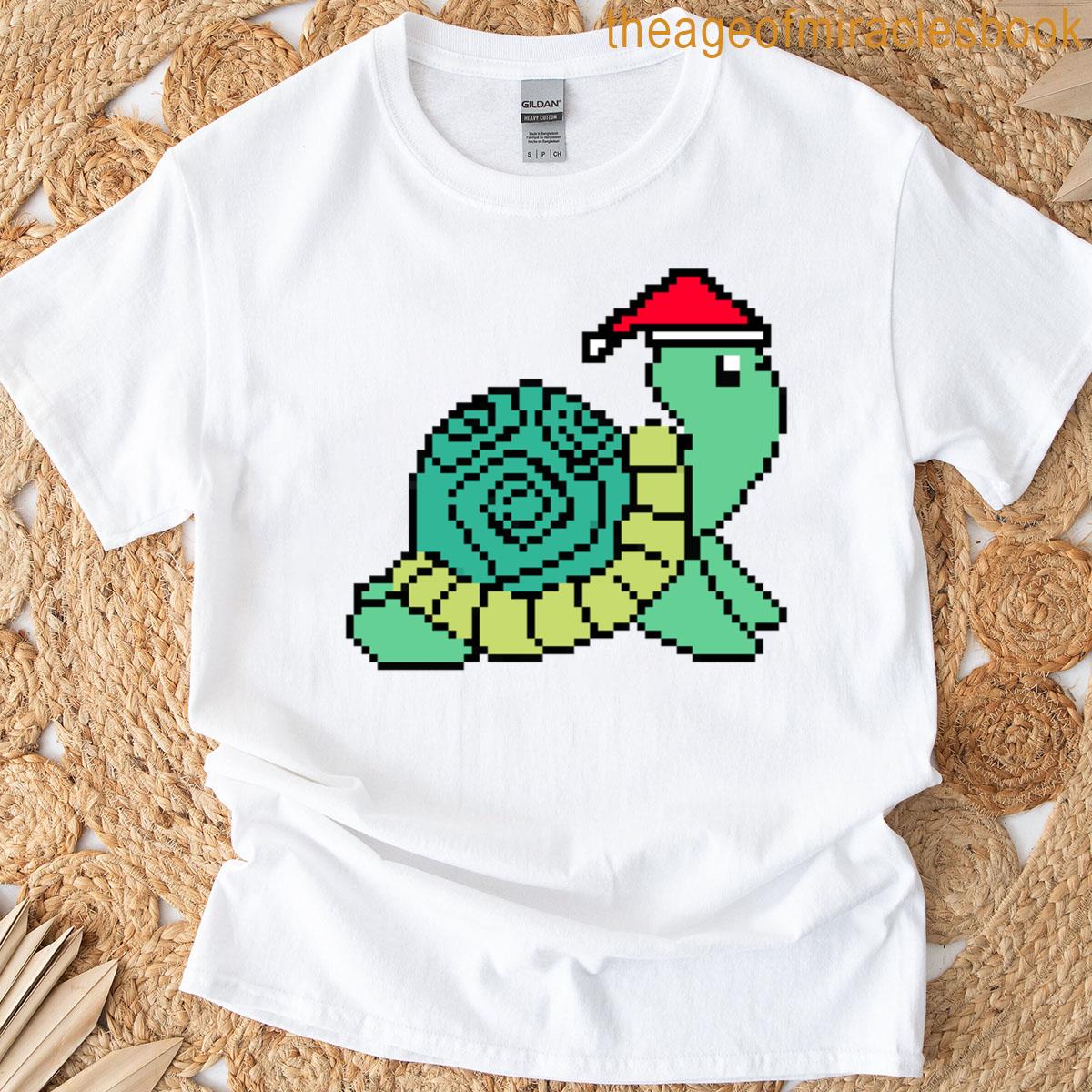 Turtle Pixelated Christmas – Funny Turtle Xmas T-shirt