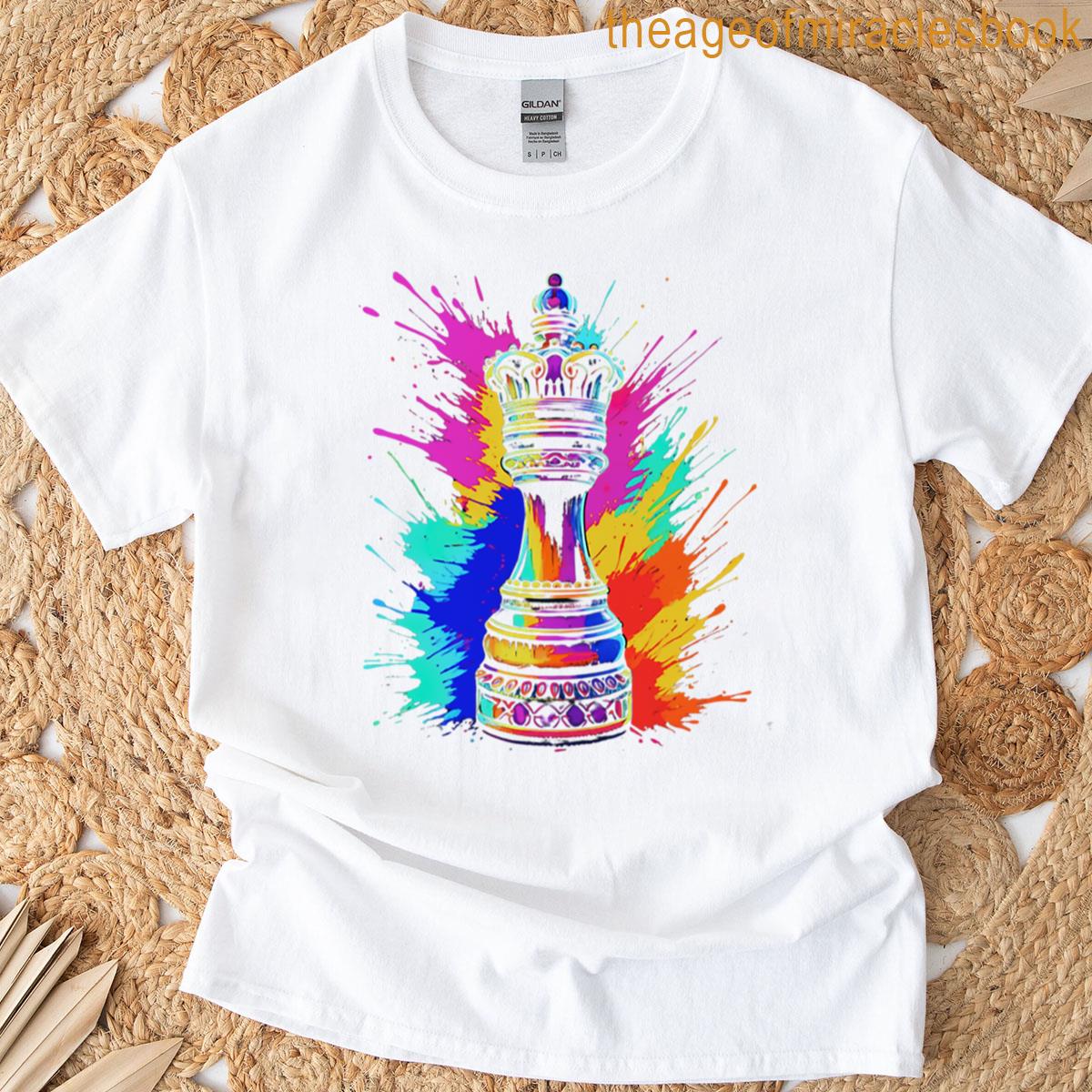 Chess Queen Power Design – Elegant Bold Royal Core T-shirt