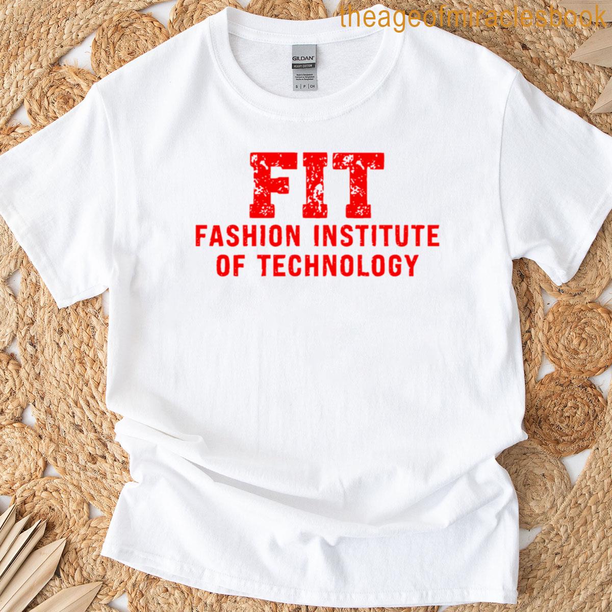 Red Fit New York T-shirt
