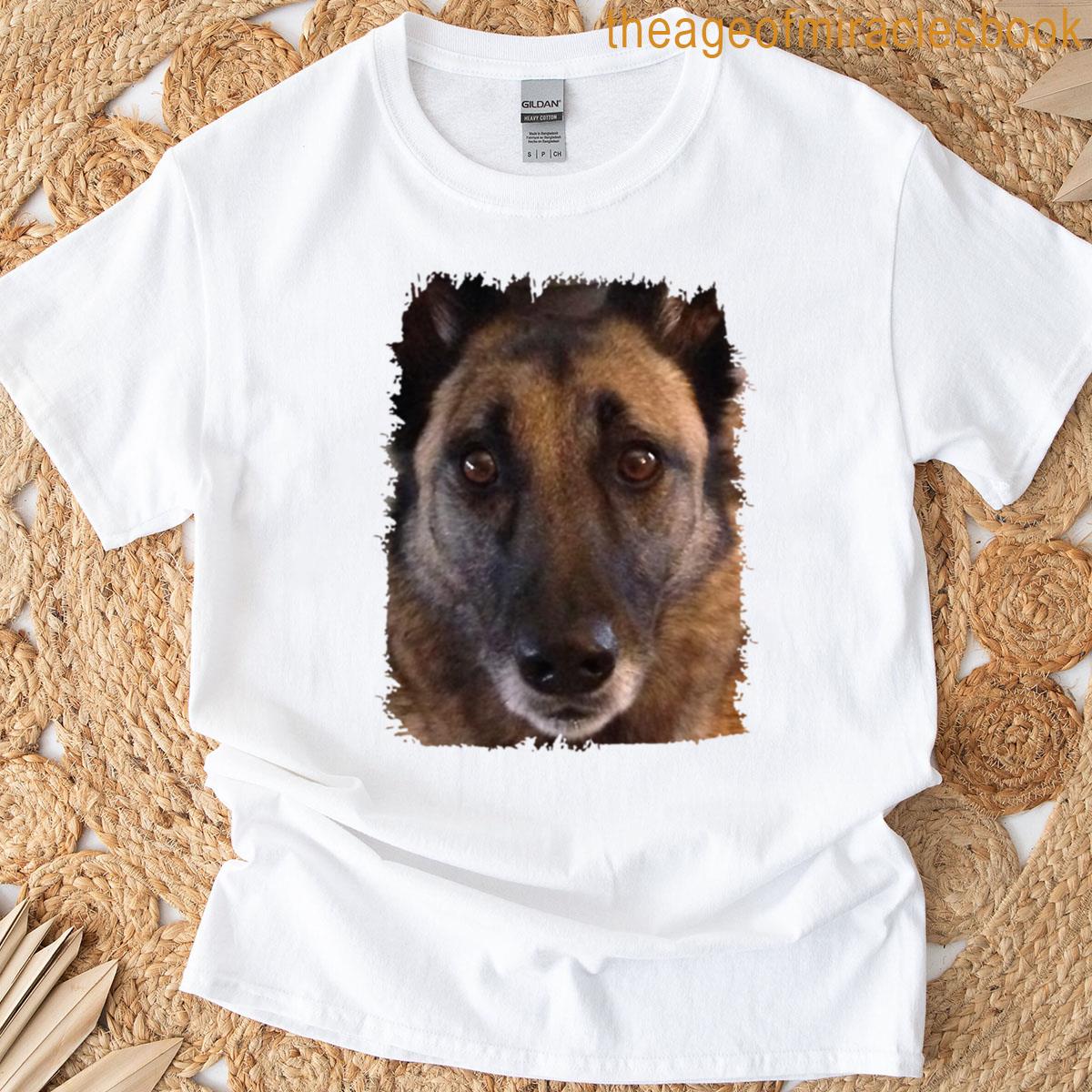 Expressive Belgian Malinois T-shirt