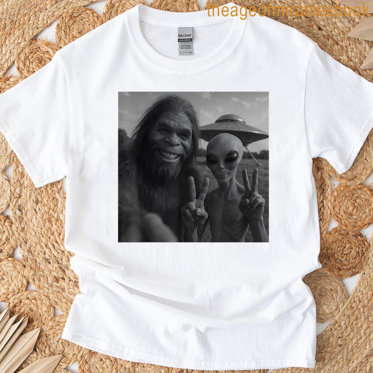 Funny Bigfoot Alien T-shirt