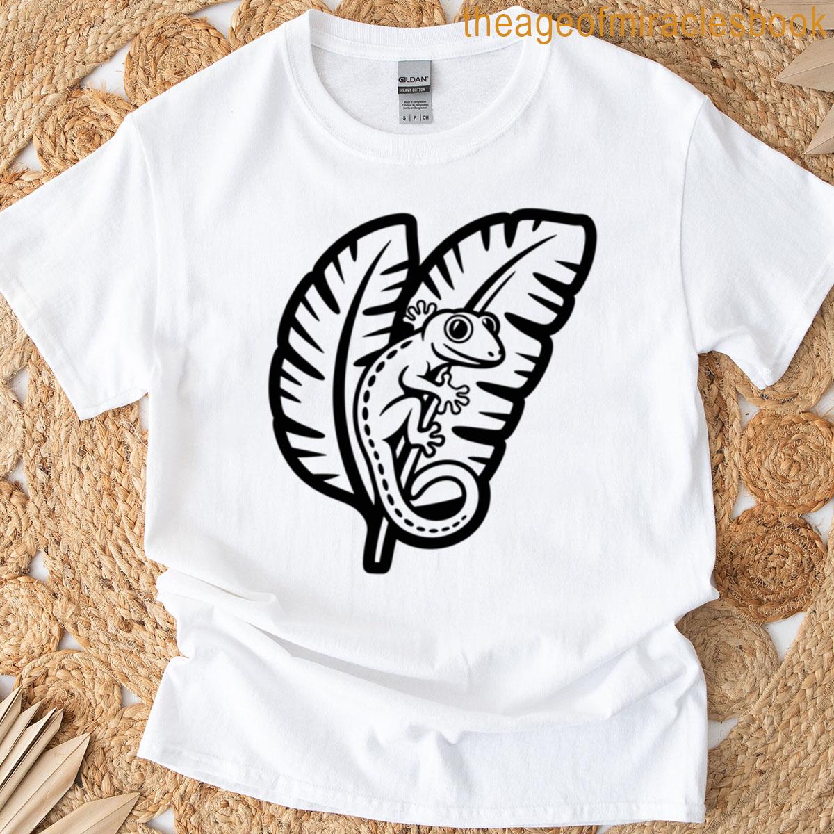 Gecko On A Banana Leaf T-shirt