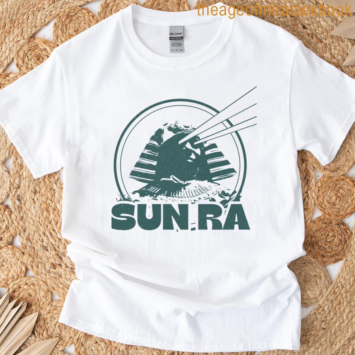 Sun Ra Vintage Style Design T-shirt