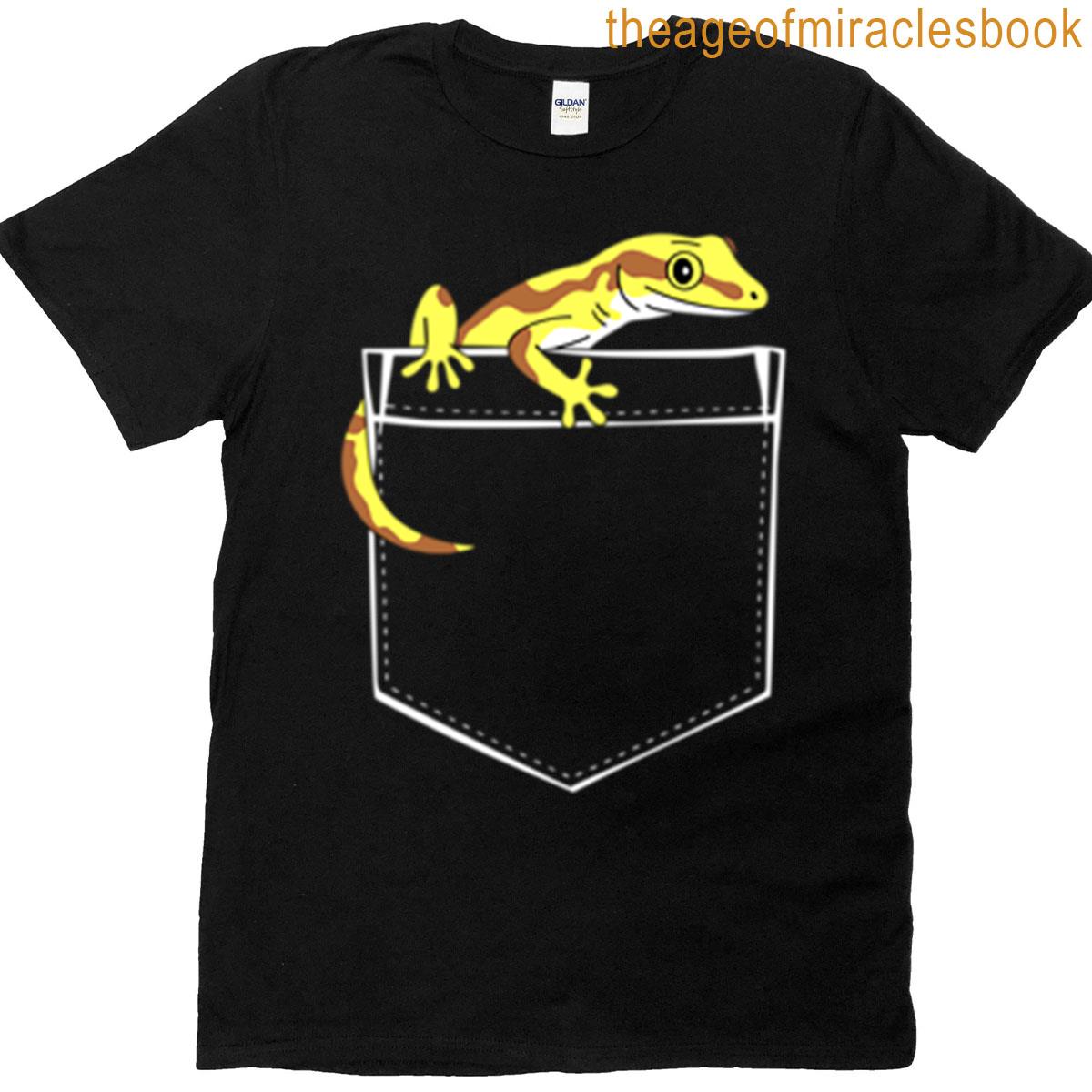 Cute Gecko In Pocket Illustration T-shirt