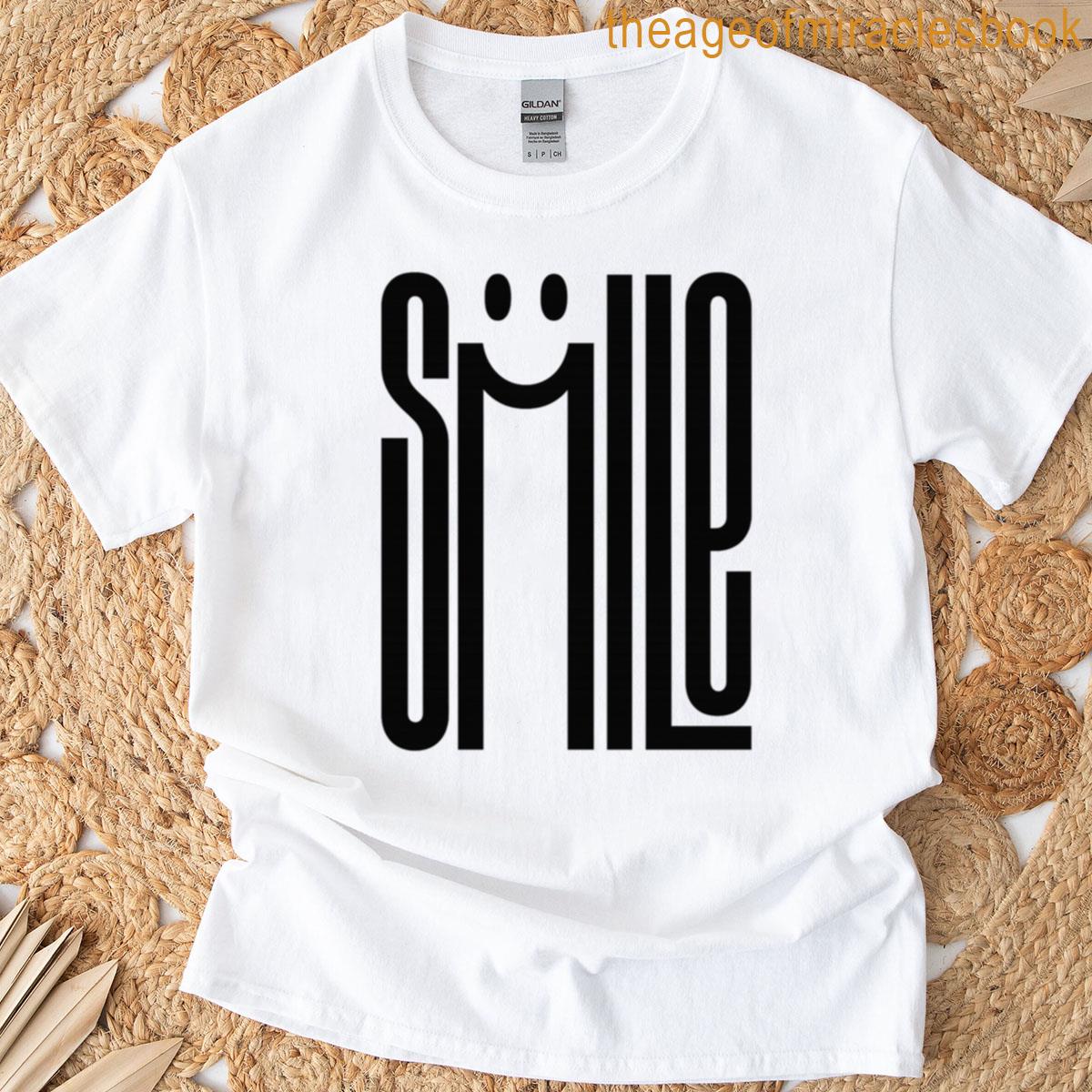 Smile – Modern And Bold Design T-shirt