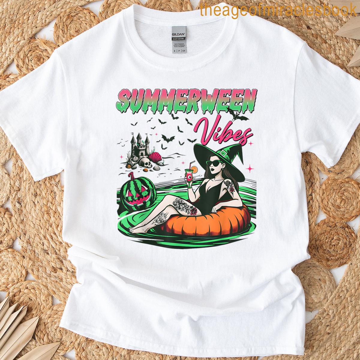Funny Summerween Vibes Pumpkin Spooky Vacation Summer Beach T-shirt