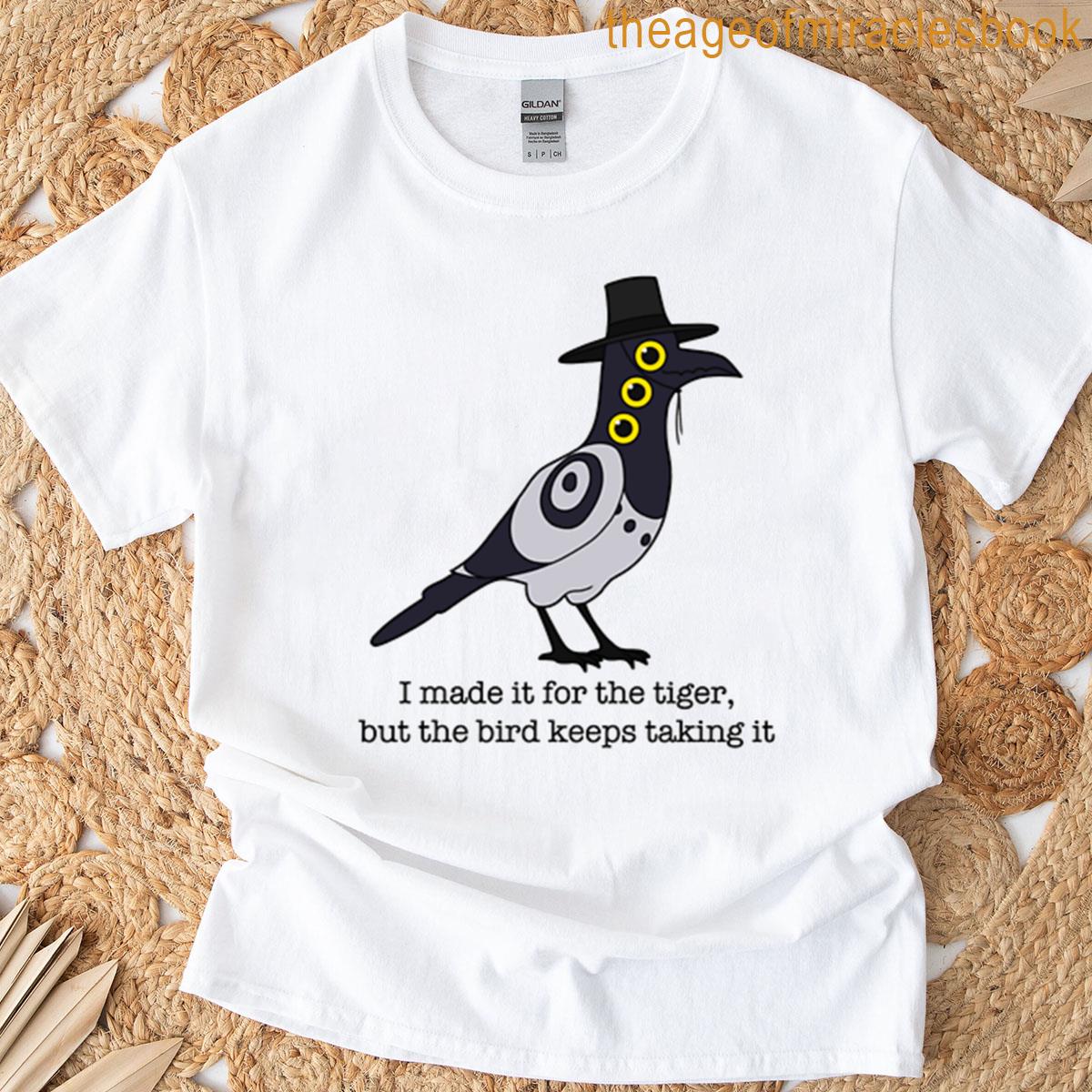 Kpop Demon Hunters Bird Hat T-shirt