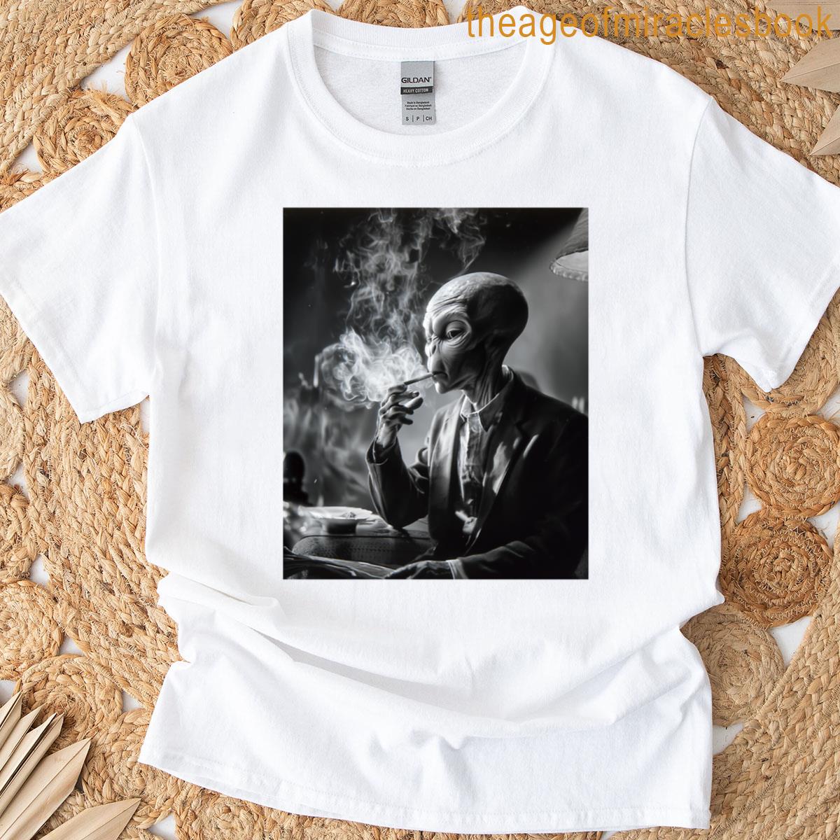 Alien Smoking T-shirt