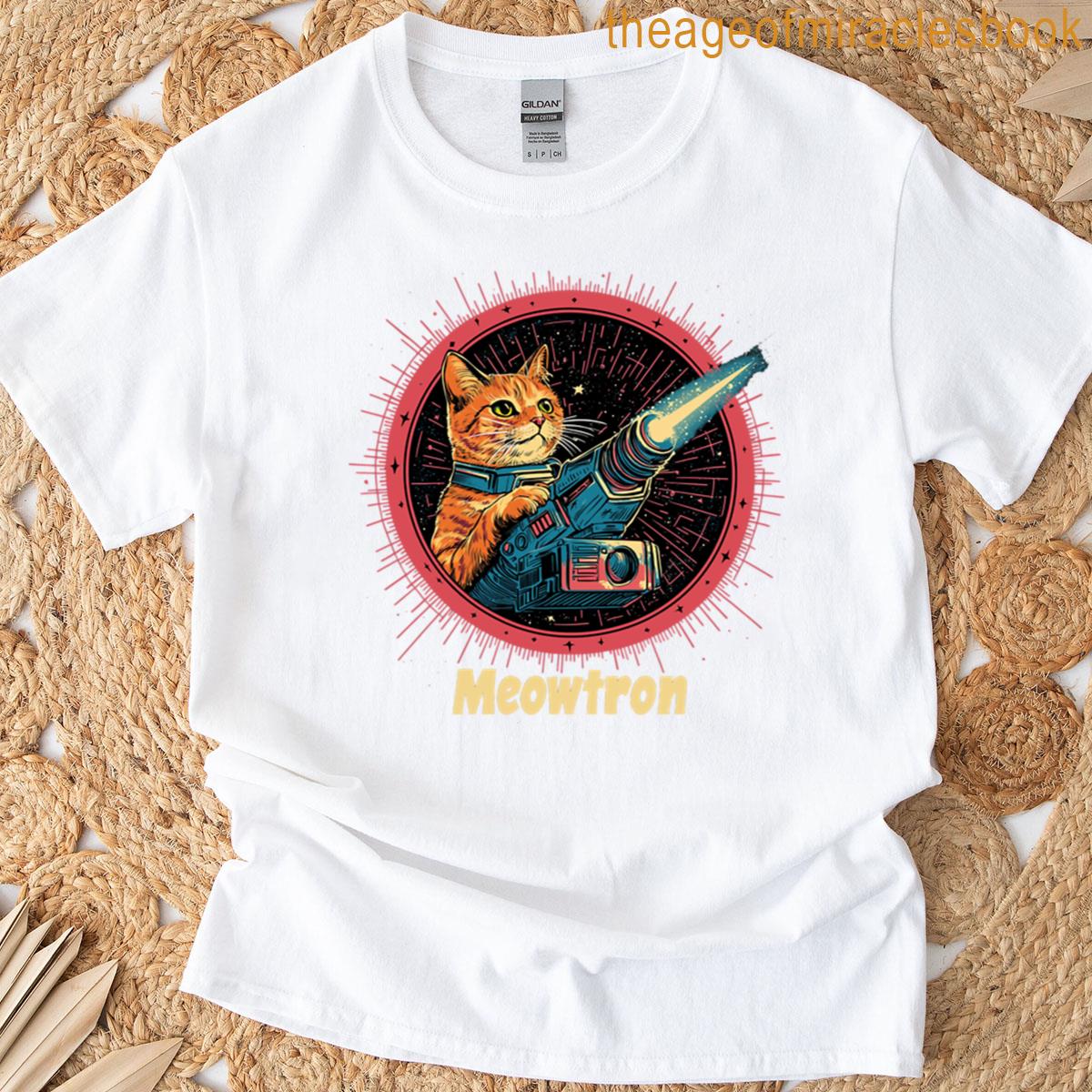 Futuristic Space Cat With Retro Laser Gun T-shirt