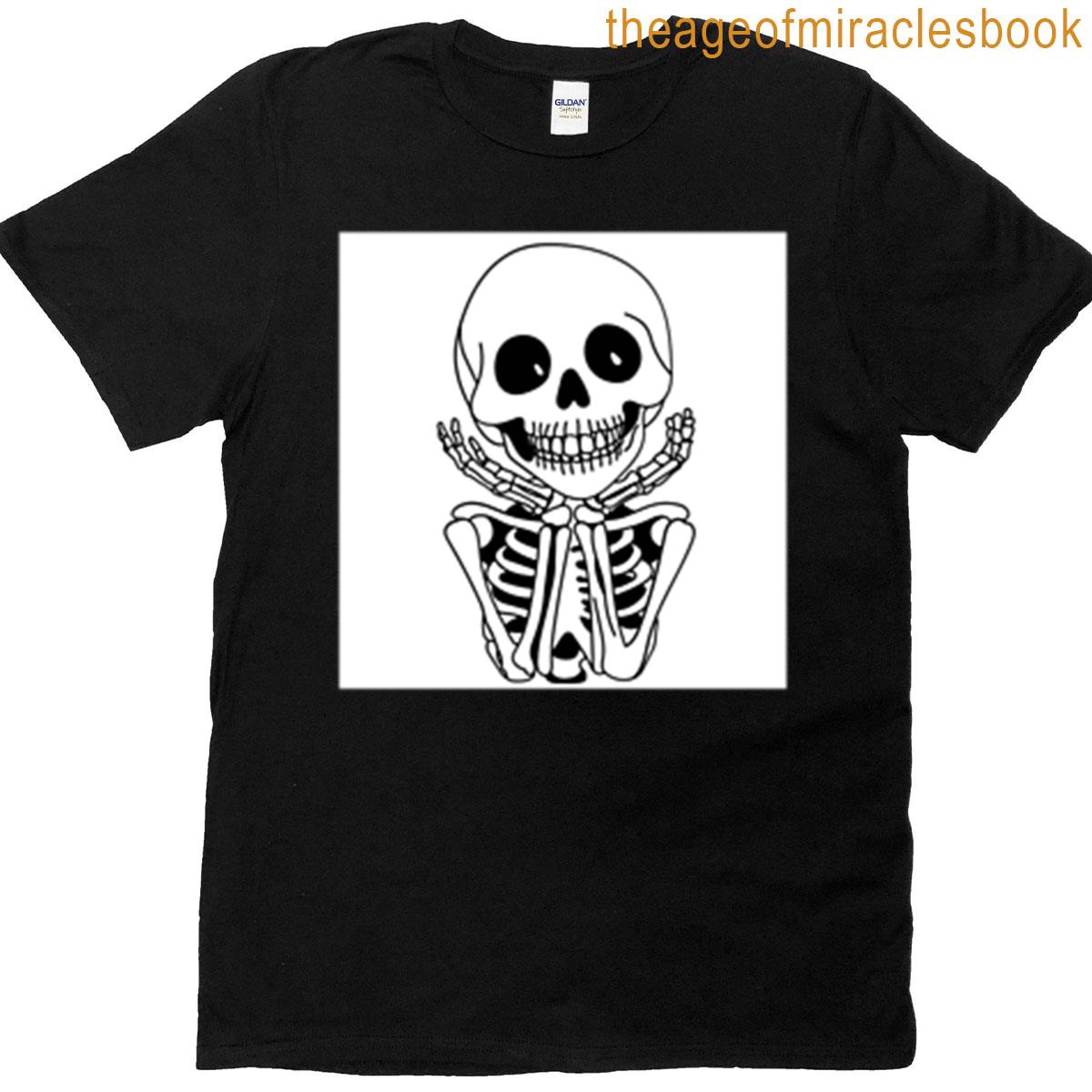 Smirking Skeleton Devilish Grin Gothic Art T-shirt