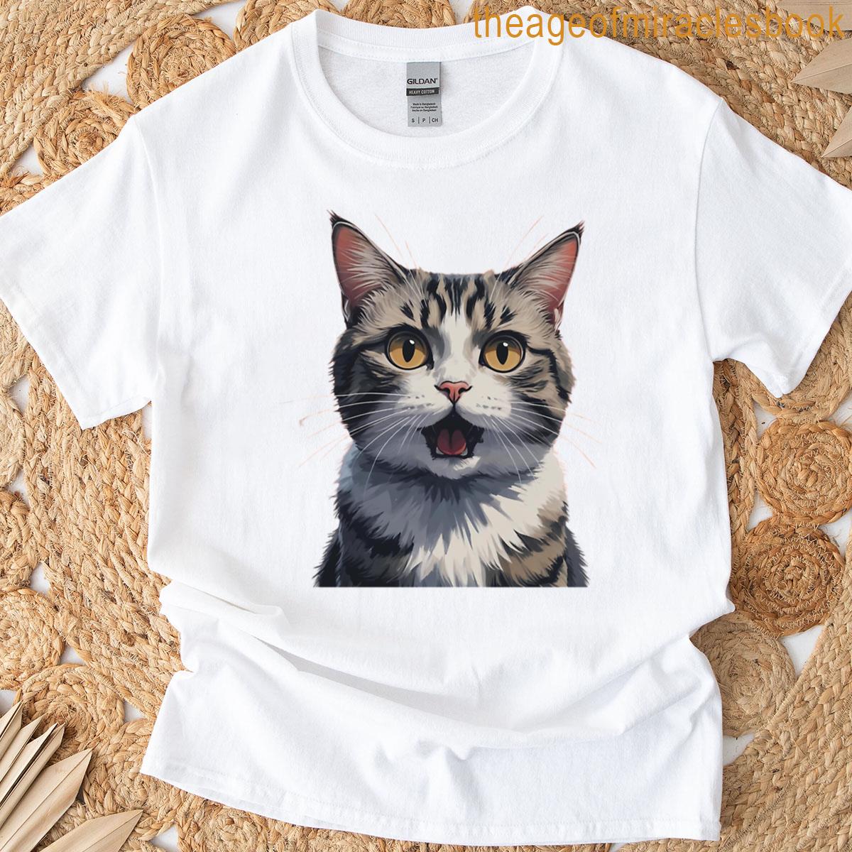 Surprised Tabby Cat Portrait Art T-shirt