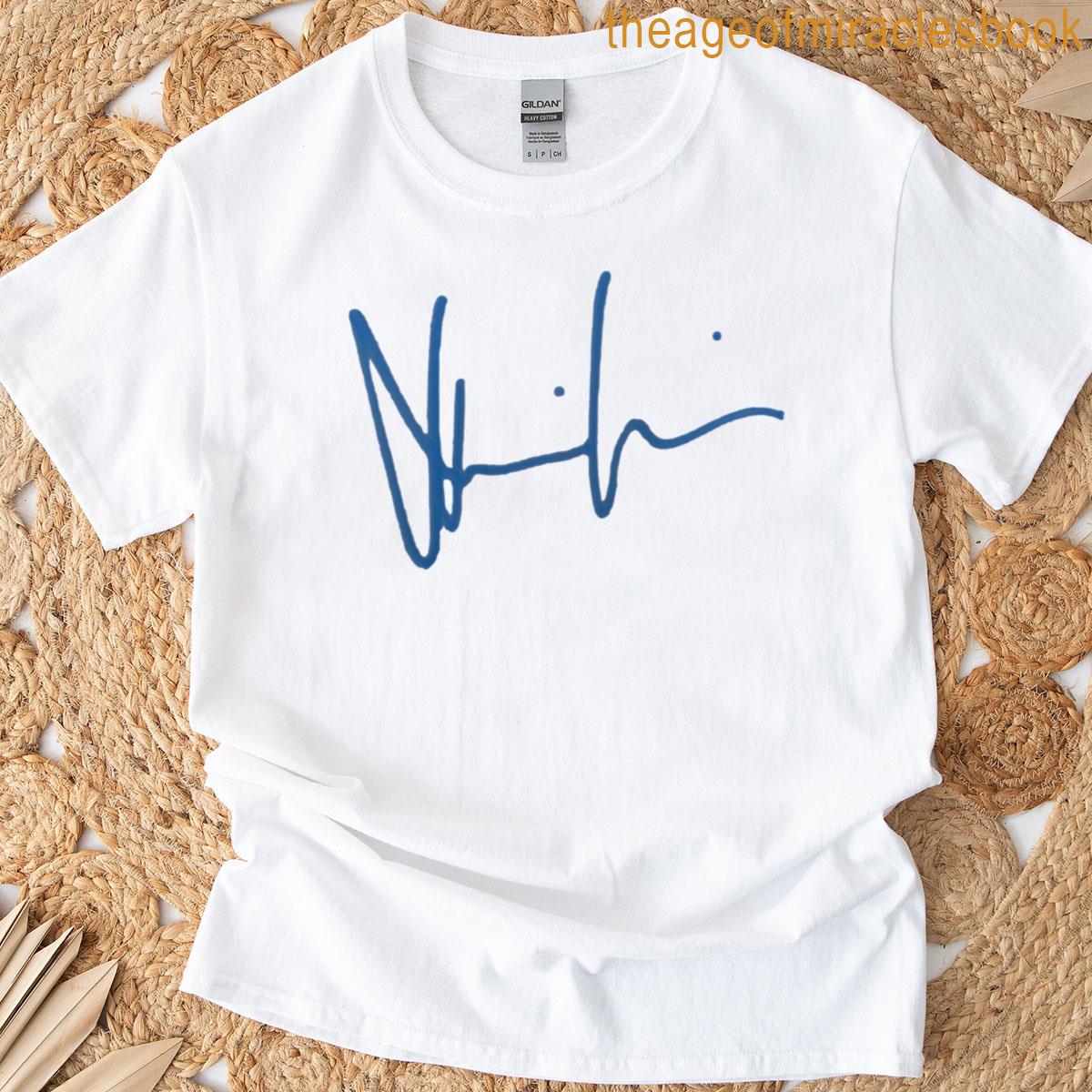Mila Kunis Autograph T-shirt
