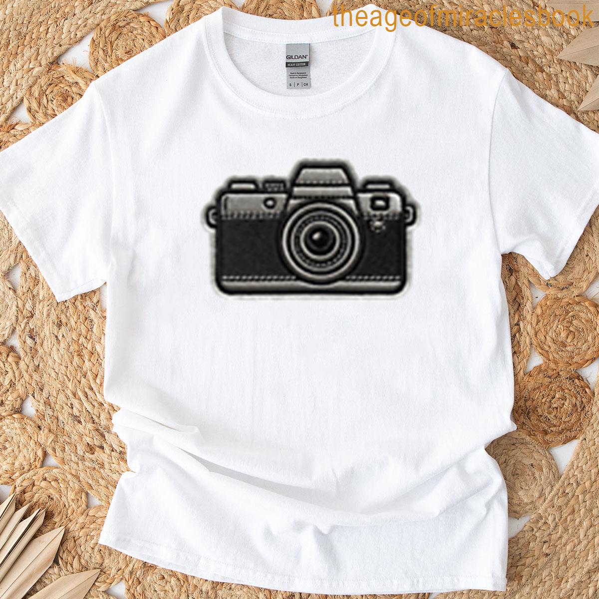 Embroidered Retro Camera Patch – Gift For Photographers T-shirt
