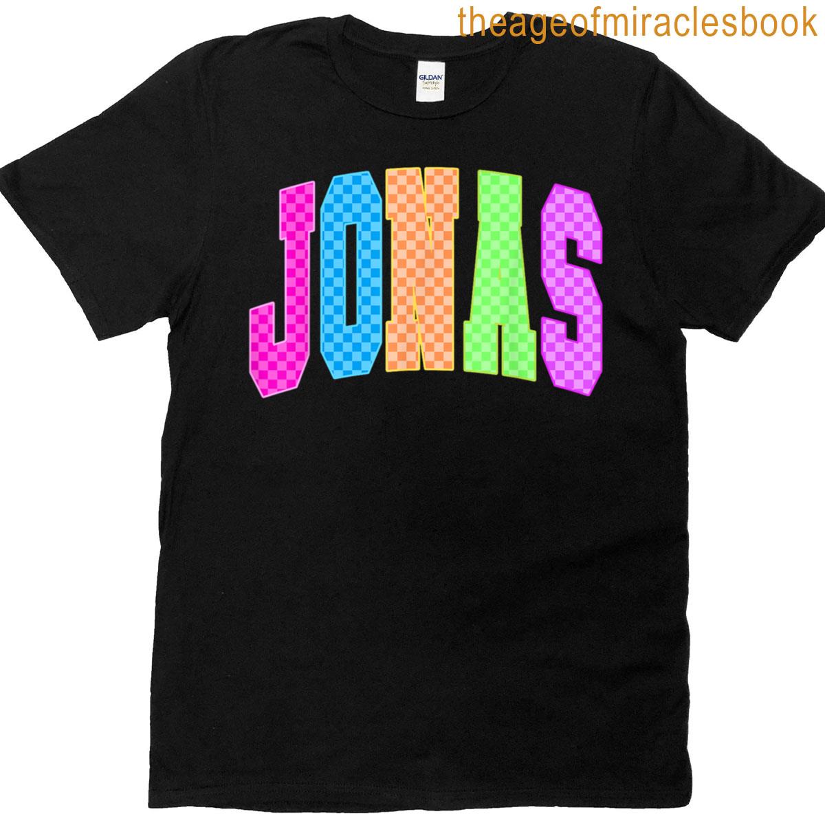 Personalized Name Jonas Checkered I Love Jonas T-shirt