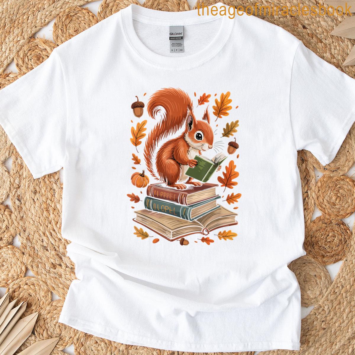 Squirrel Reading Book Lovers Fall Leaves Library Books T-shirt