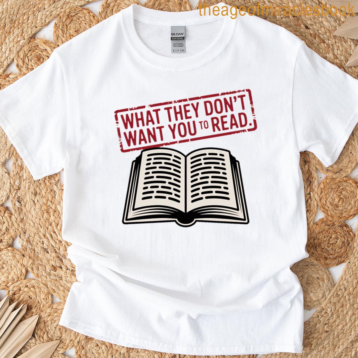 Read Banned Books Design T-shirt