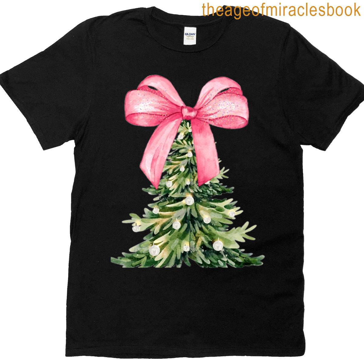 Grand Christmas Tree With Festive Bow T-shirt