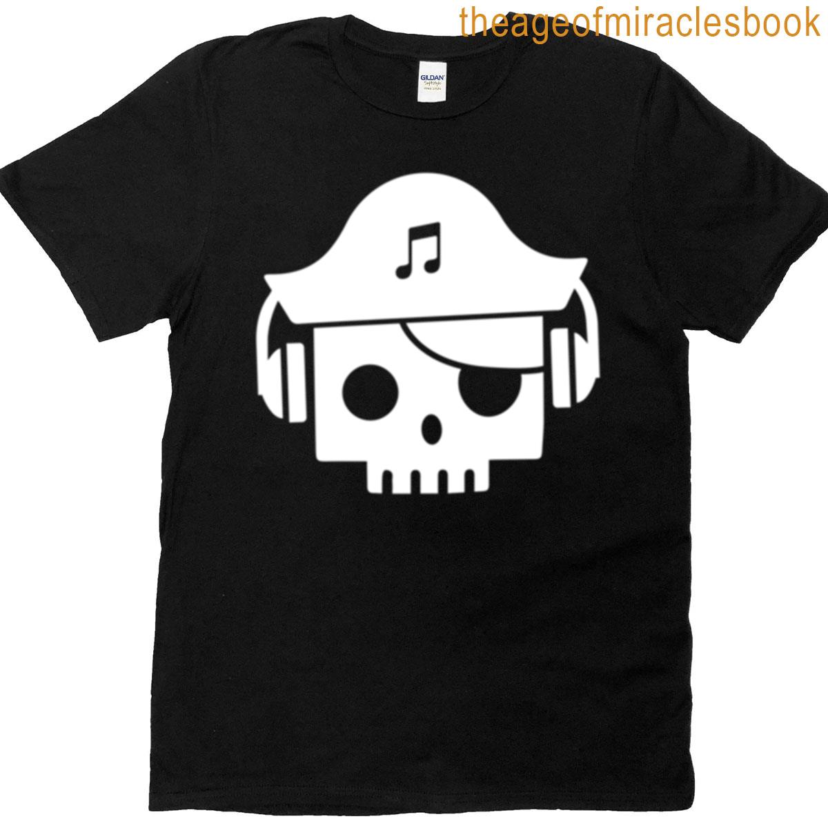 Pirate Radio Robot T-shirt