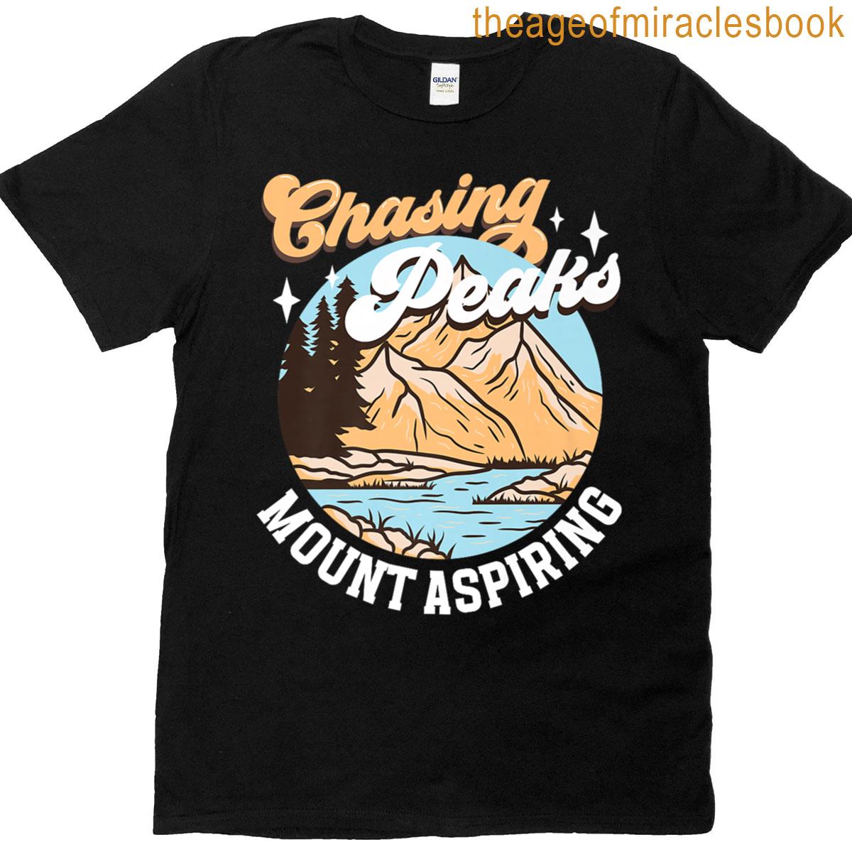 Chasing Peaks – Mount Aspiring Premium T-shirt
