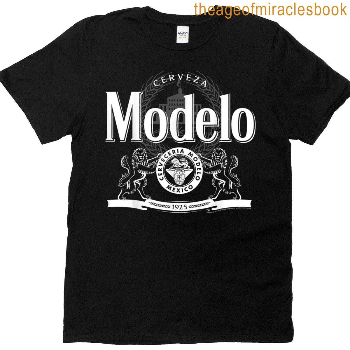 Modelo Logo Graphic T-shirt