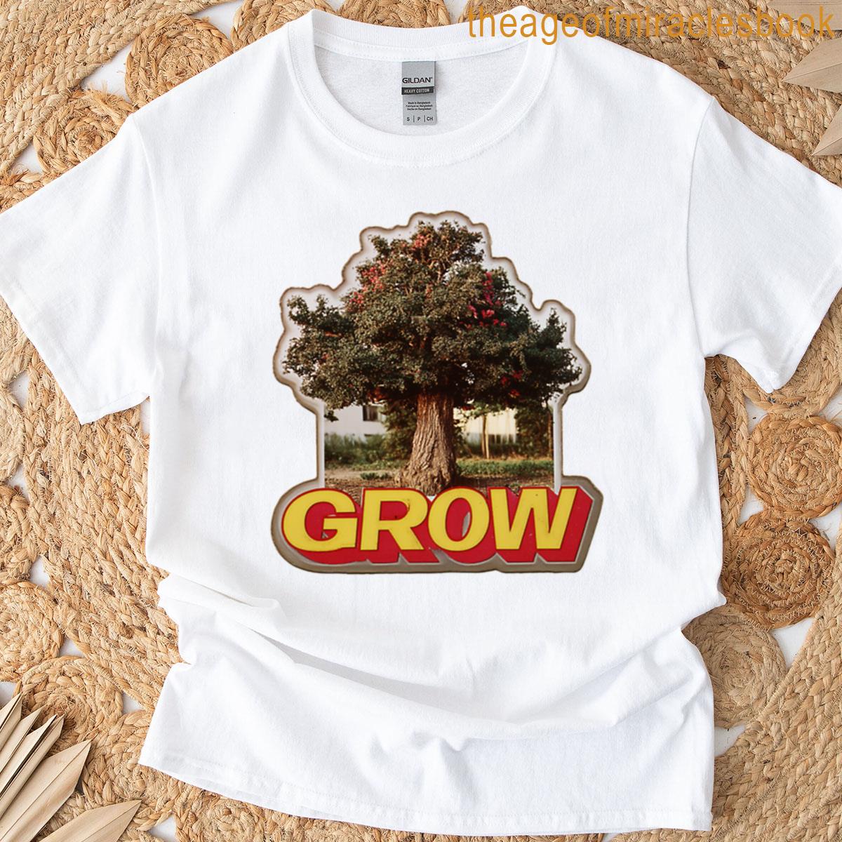 Retro Vintage Tree With Grow Text T-shirt