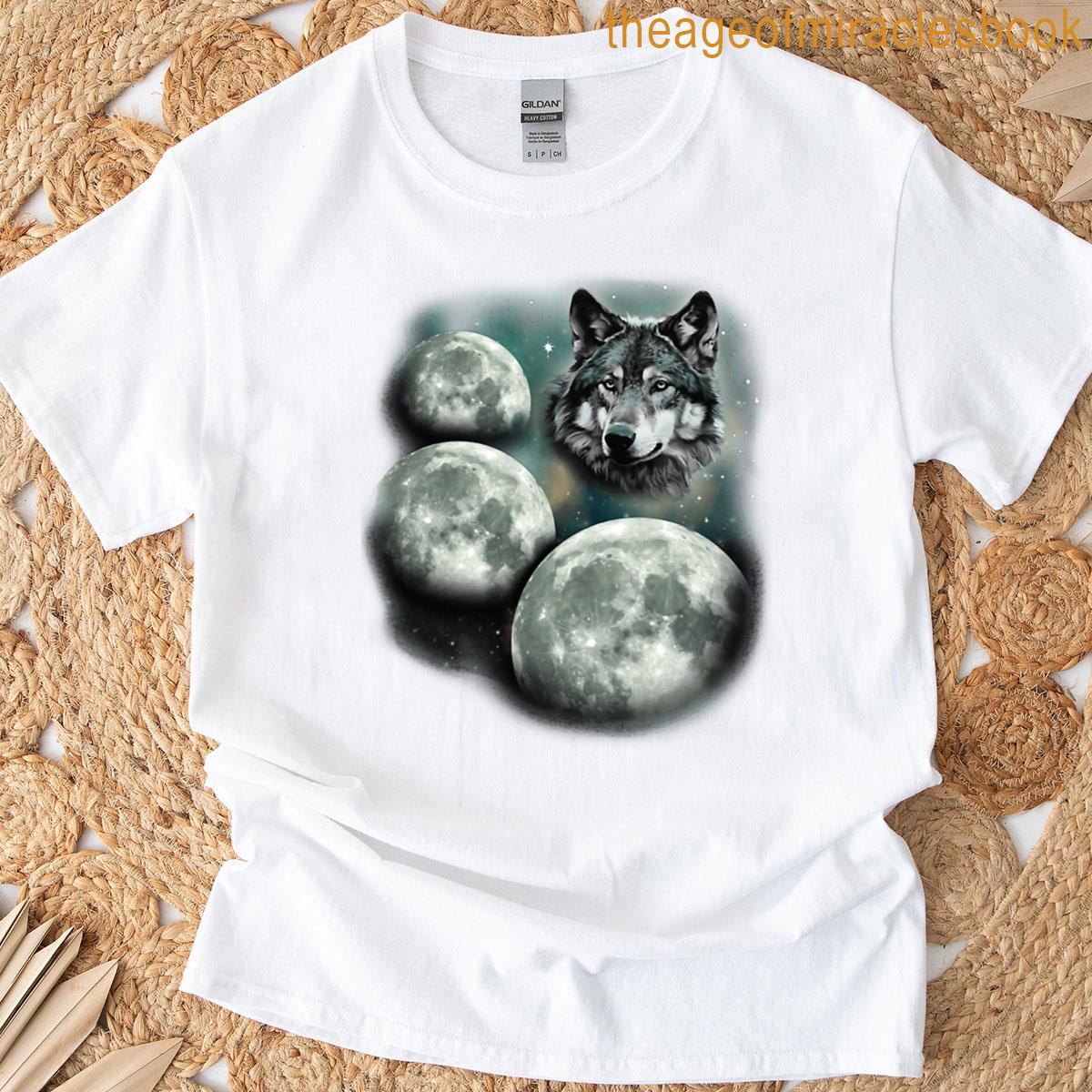 Three Moon Wolf 3 Moons Howling At Space Wolf Magic Meme T-shirt