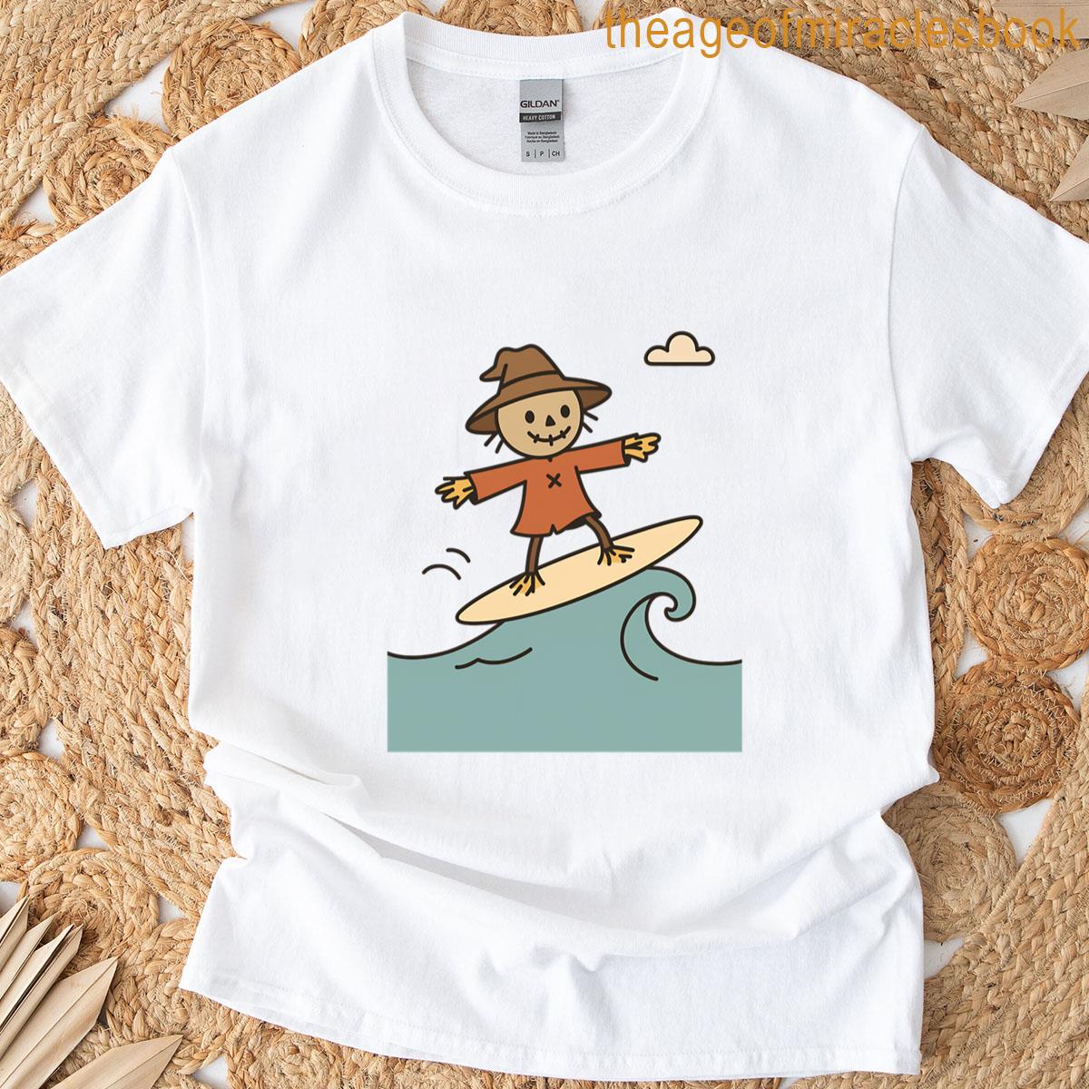 Scarecrow Surfing An Wave T-shirt