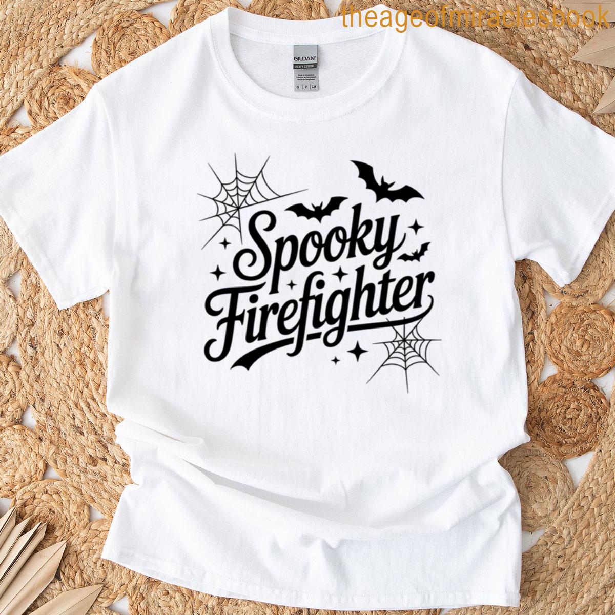 Spooky Firefighter Funny Firefighter Design Halloween Gift Oversized T-shirt