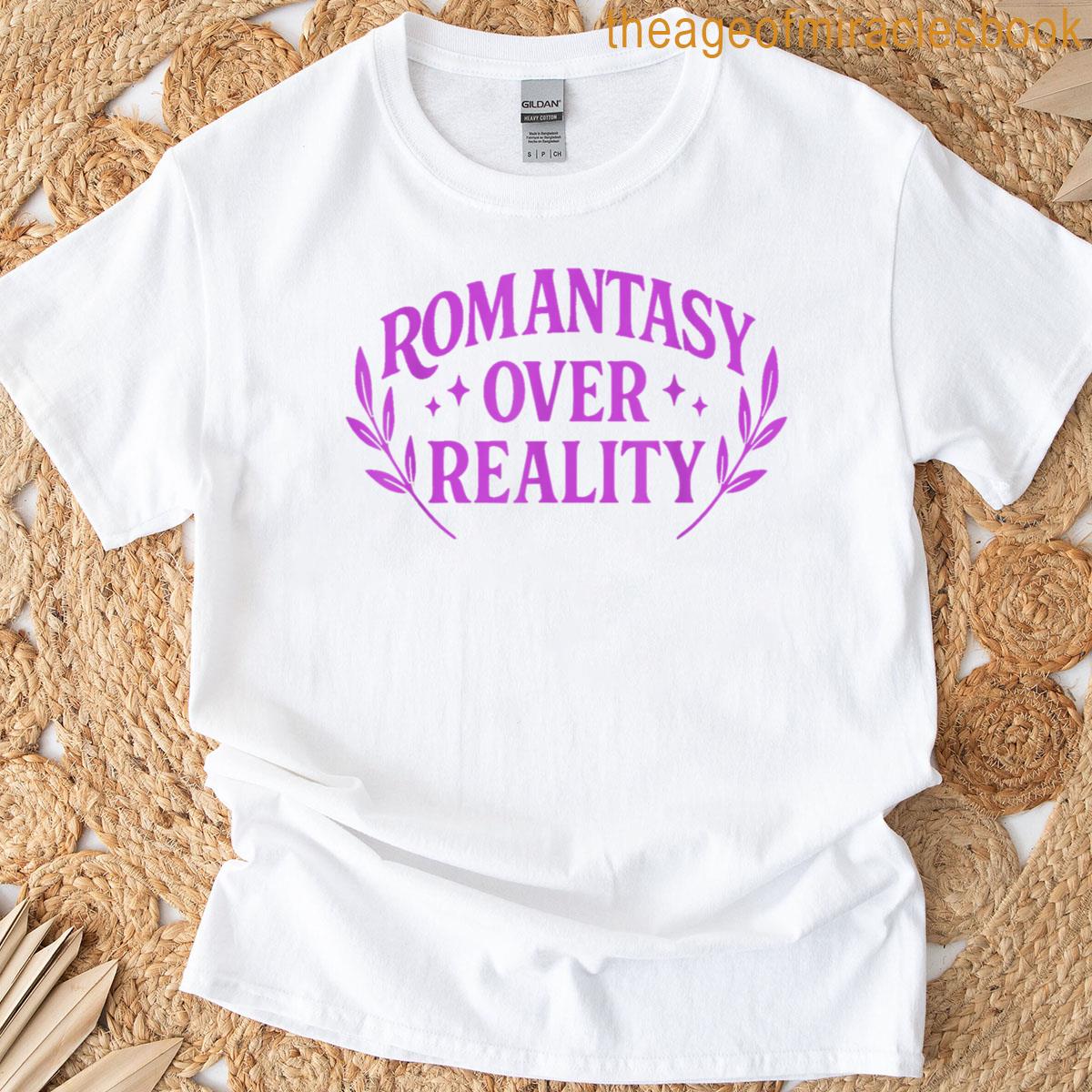 Romantasy Book Reader Aesthetic With Fantasy Feels T-shirt
