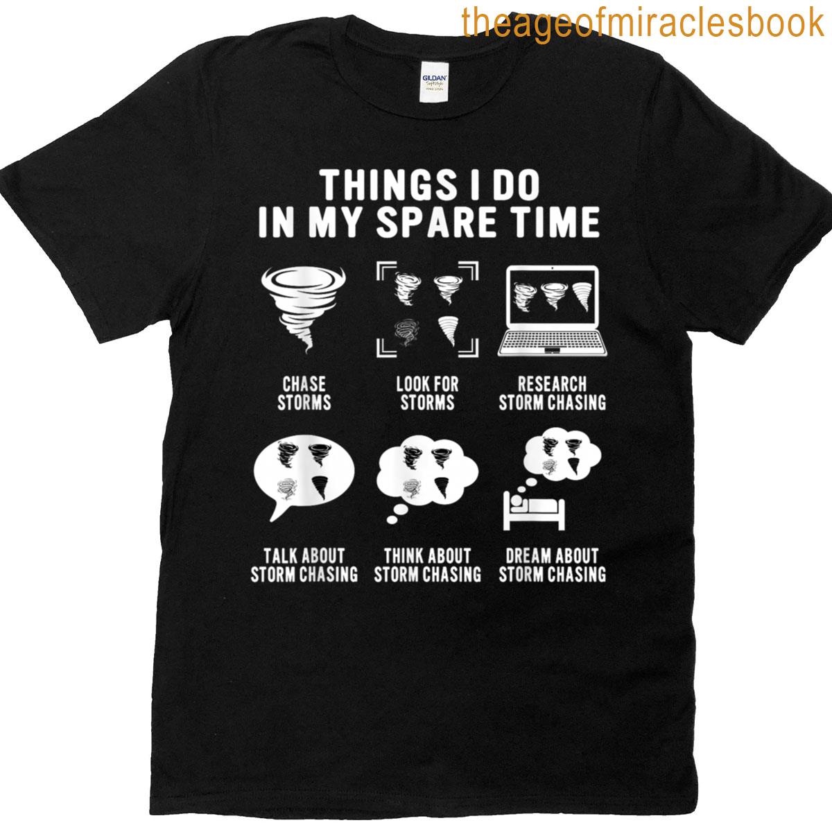 Hurricane Storm Chasing Chaser Tornado Hunter Meteorologist T-shirt